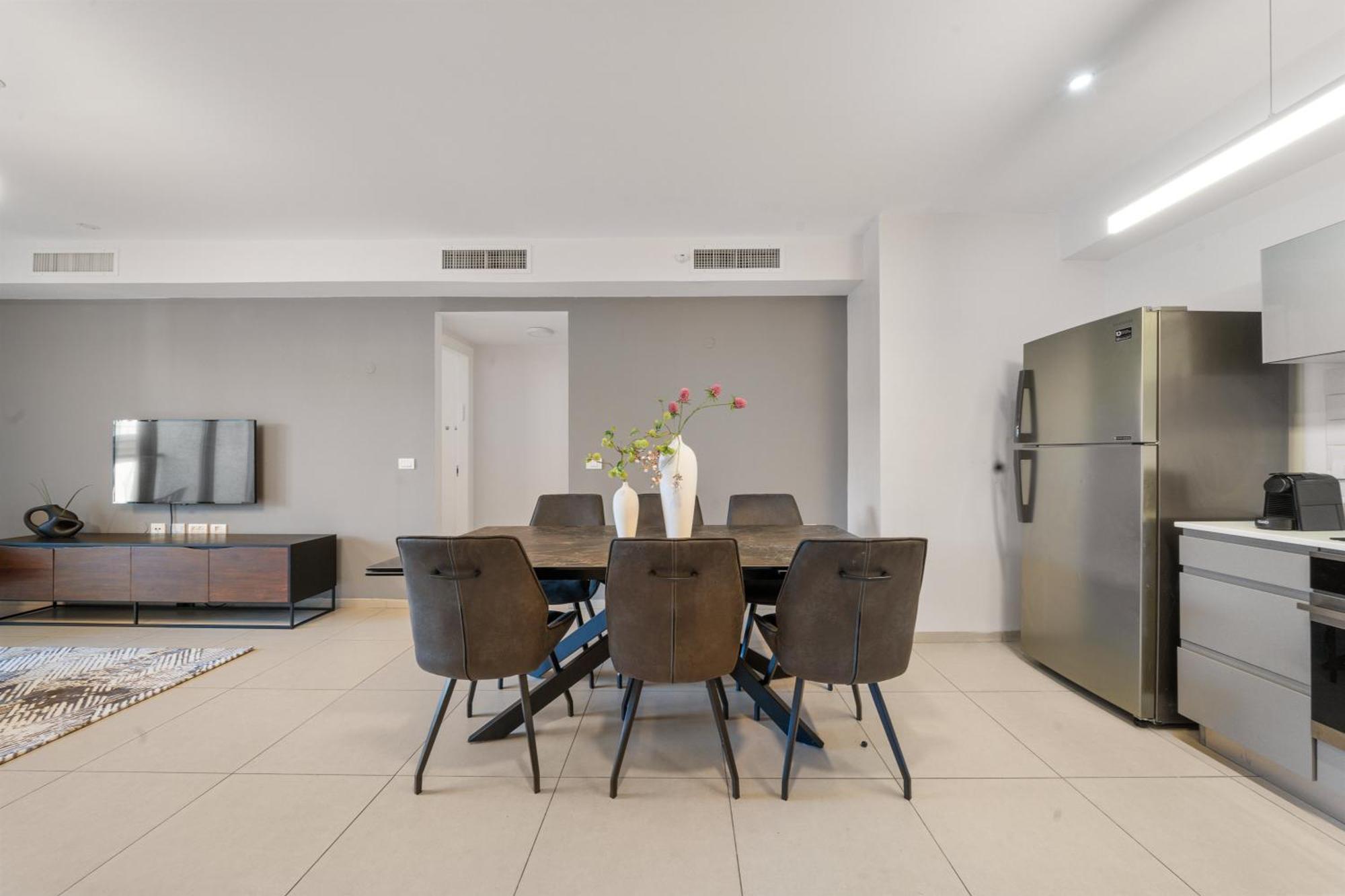 Isrentals Haneviim - Aparthotel In City Center Gerusalemme Esterno foto