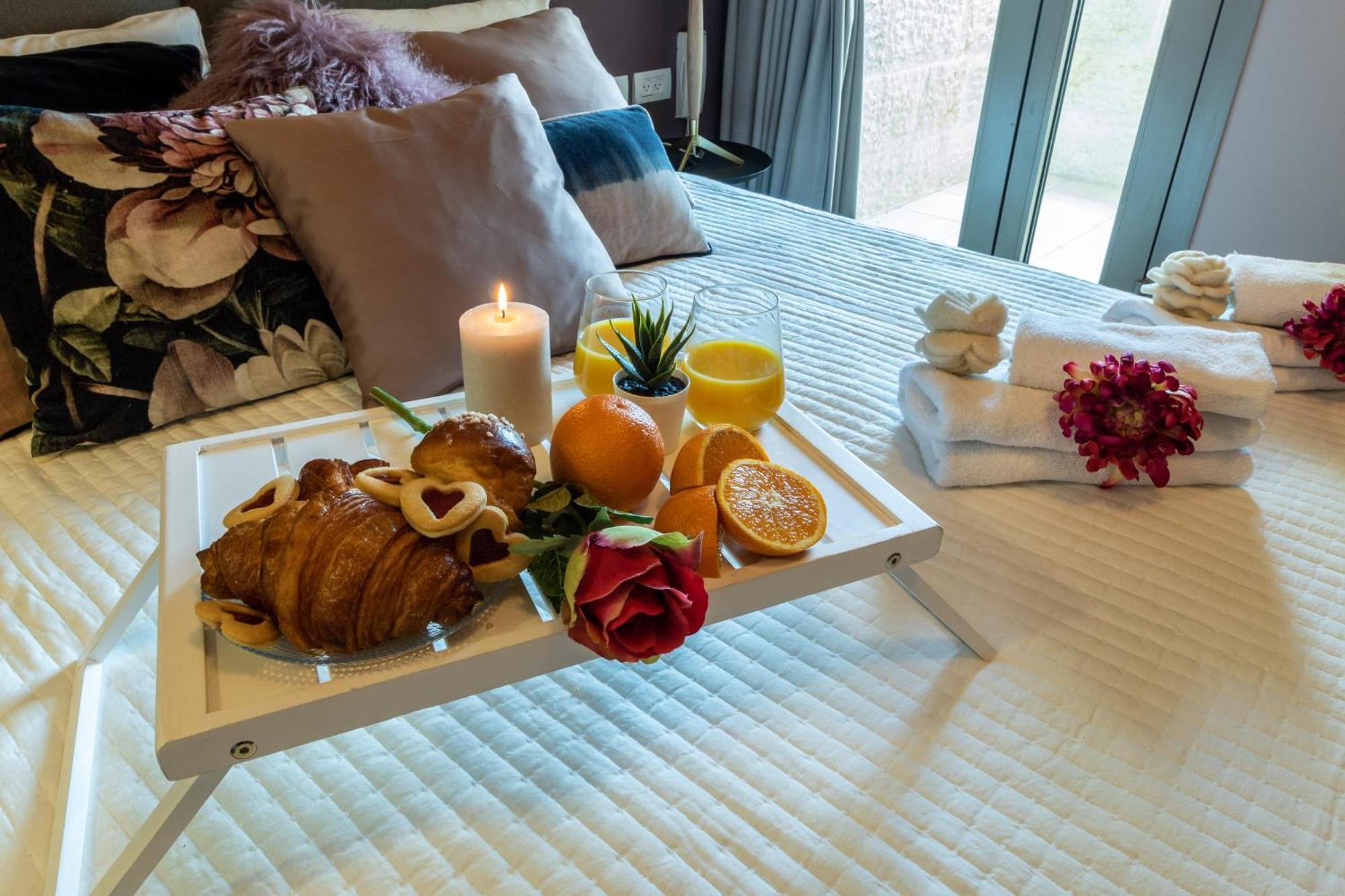 Isrentals Haneviim - Aparthotel In City Center Gerusalemme Esterno foto