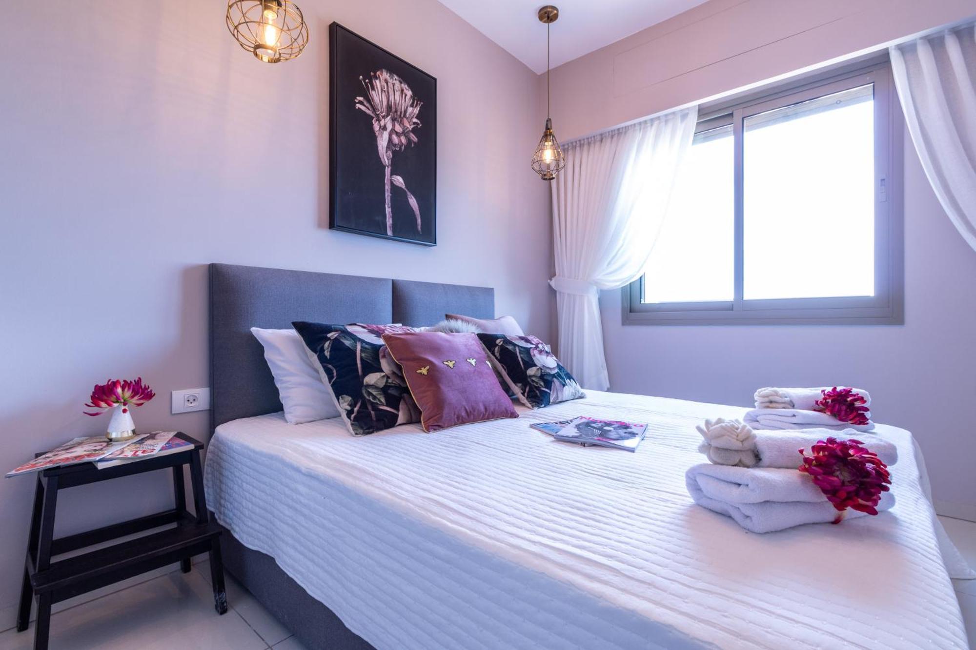 Isrentals Haneviim - Aparthotel In City Center Gerusalemme Esterno foto